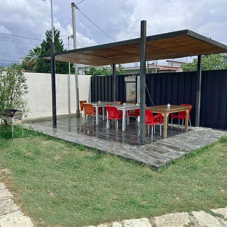 Guesthouse Niko Берат Екстериор снимка