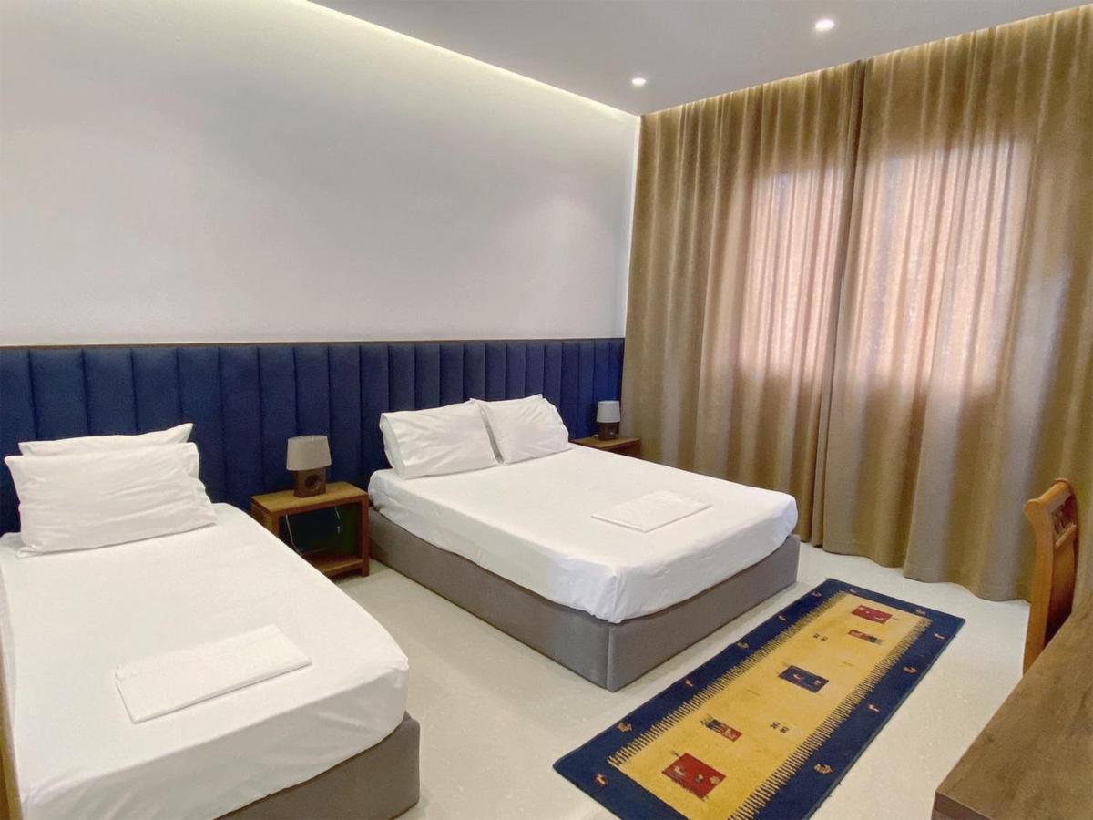 Guesthouse Niko Берат Екстериор снимка