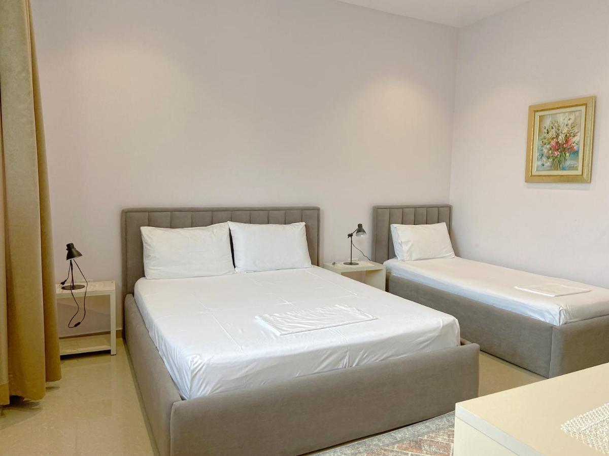 Guesthouse Niko Берат Екстериор снимка